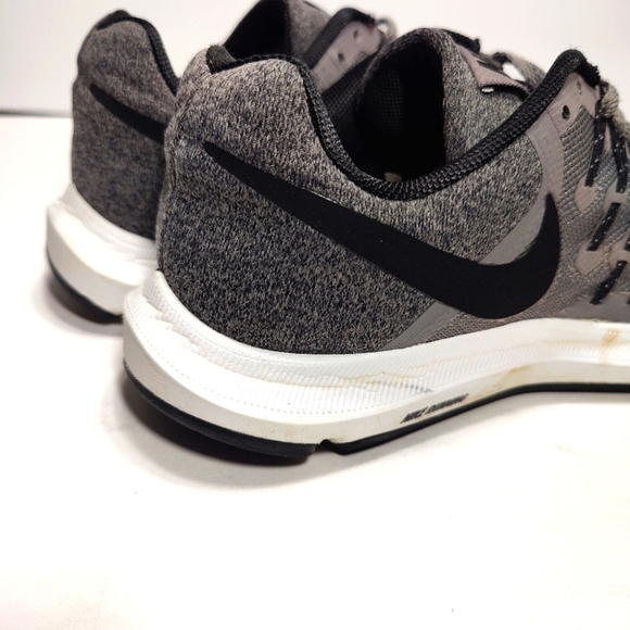 Nike Run Swift Running Gray Sneaker Athletic Lace Up Shoes Women's Size 9.5 - Picture 7 of 10